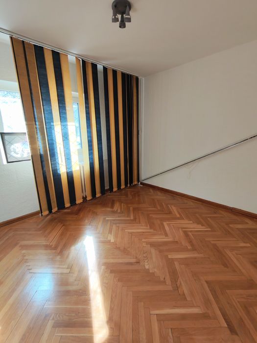 Apartament de inchiriat zona 13 septembrie-Marriot