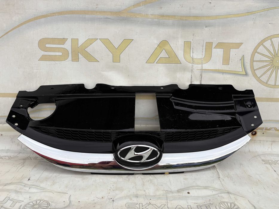 Grila radiator Hyundai IX35 / Tucson dupa 2010 originala 86351-2Y000