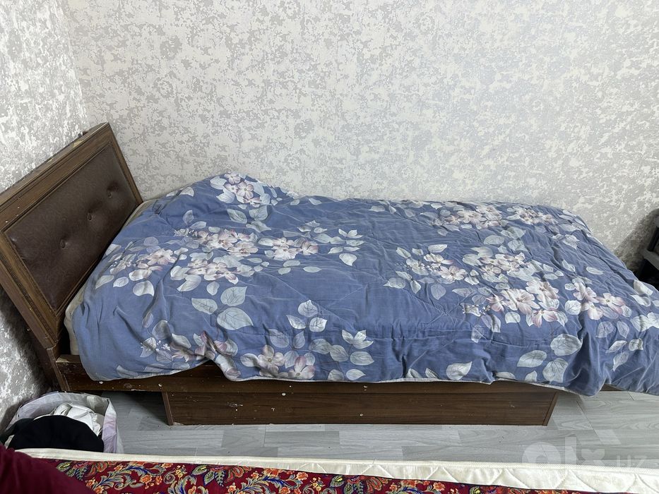 Kravat divan 1 kishilik.