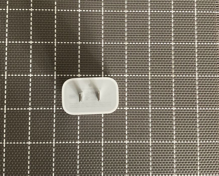 Зарядное устройство от Apple для iPhone,iPad, 20 W, оригинал