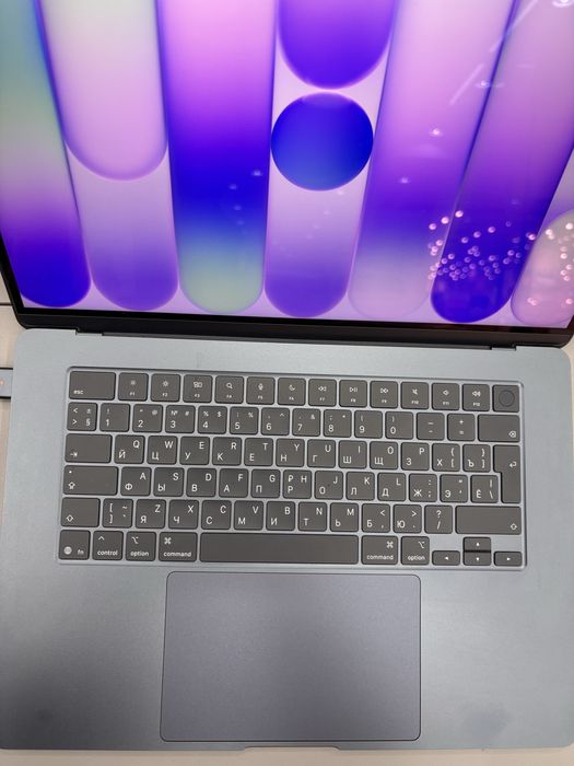 Macbook air m3 256