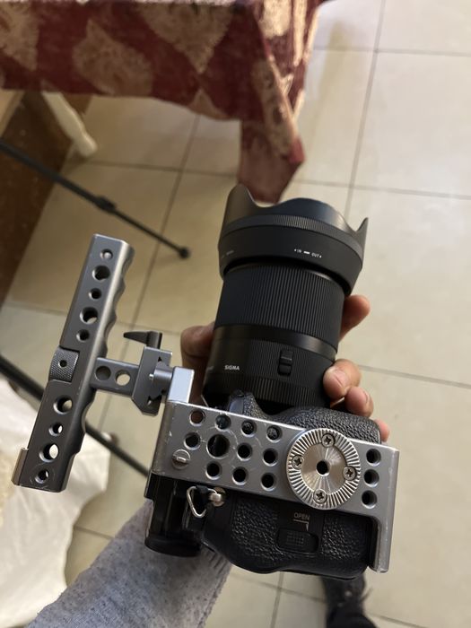 sony alpha s3   tilta obektib 2 dona 17-28tamron 35mm sumka fleshka