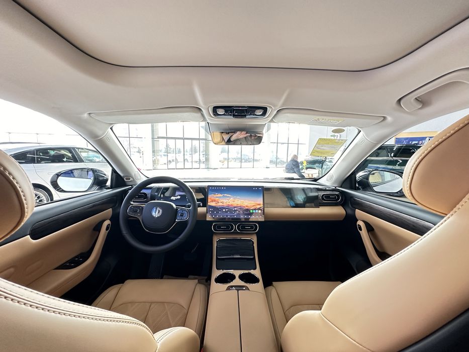 LEAPMOTOR C11 gibrid 300 km premium dop opsiya