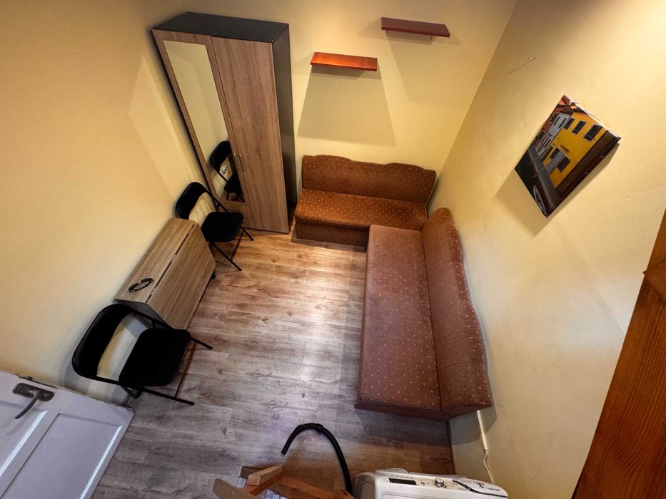 Дава се под наем Едностаен апартамент в Варна, Център - 30 кв.м за 178.5 € - Снимка #1