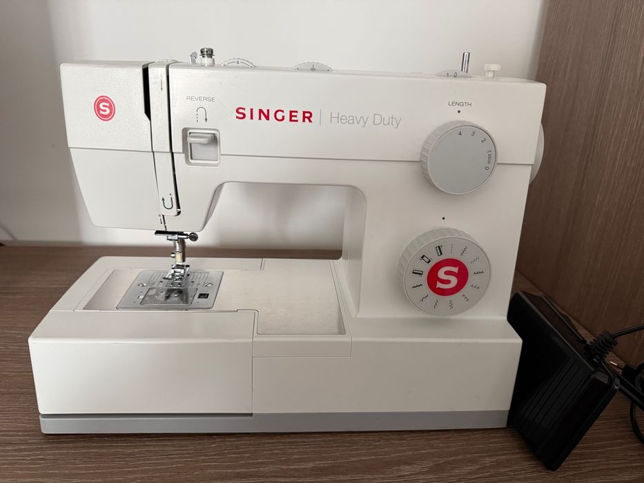 Vand masina de cusut Singer heavy duty