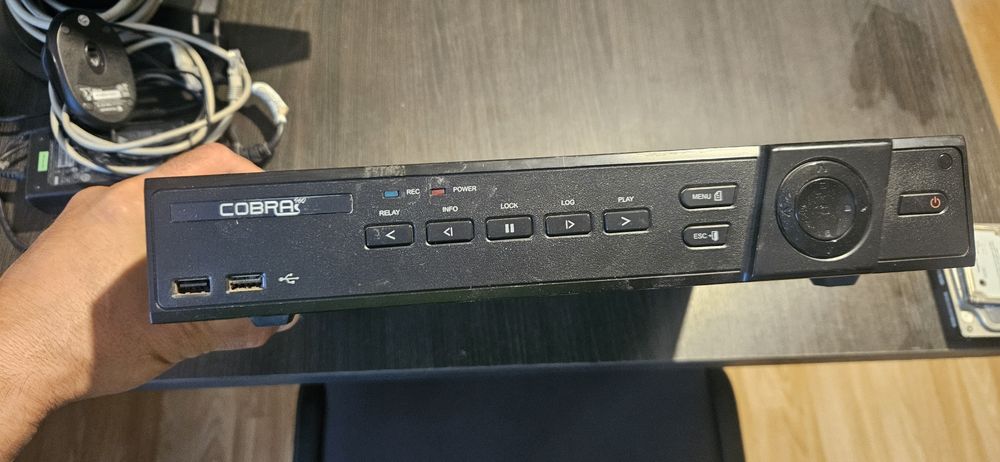 Видеонаблюдение DVR Cobra и монитор Samsung