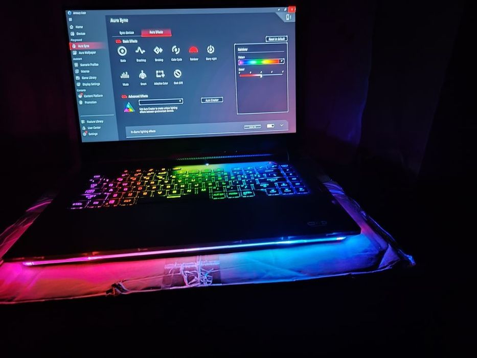 Vând laptop asus rog scar 15 cu rtx 3080