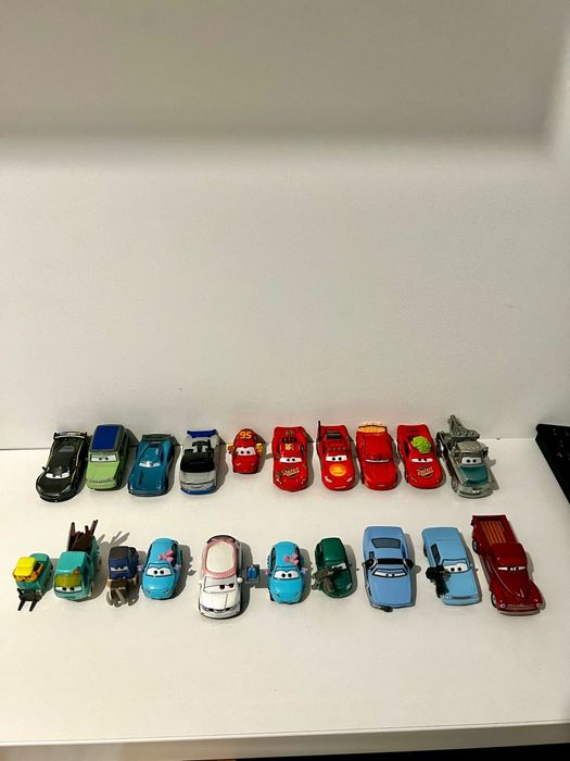 Masini cars Mattel Fan Curier