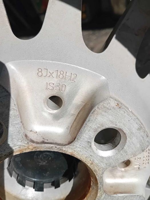 Оригинални алуминиеви джанти 18 цола за BMW (G30)