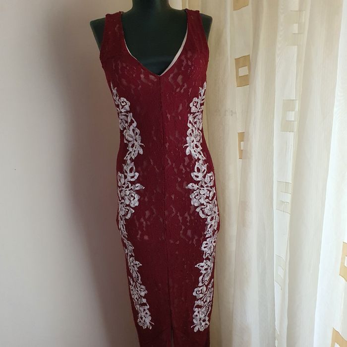 Rochie de seara din dantela mulata