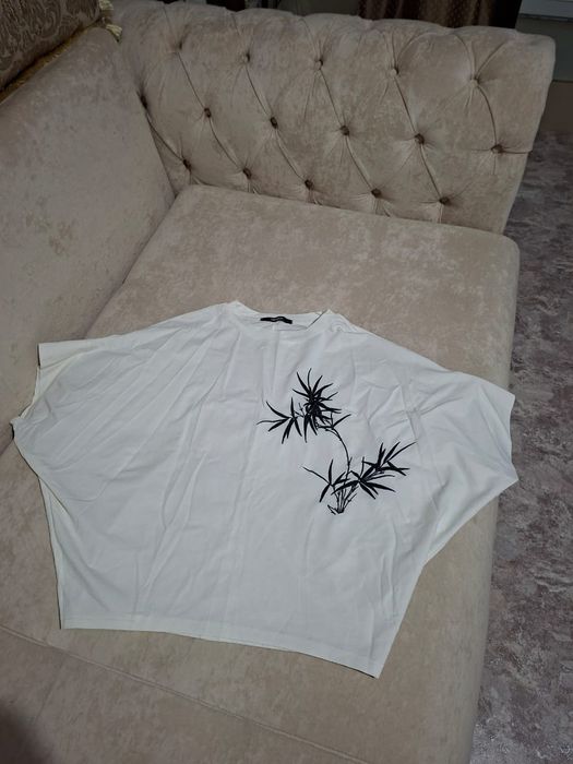 Продам женские джинсы,