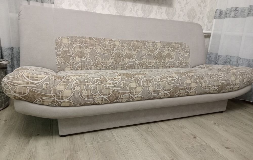 Диван, малый диван и кресло