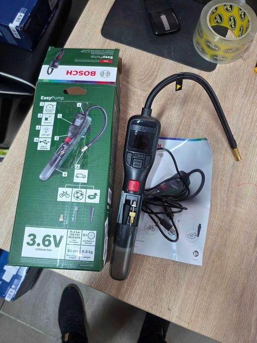 Pompa pneumatica Bosch EasyPump 0603947000, 3.6 V, 3 Ah, 10 bar/150 psi presiune maxima