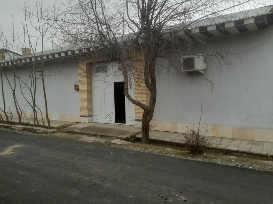 Уй сотилади 5.5 сотик Хишрав