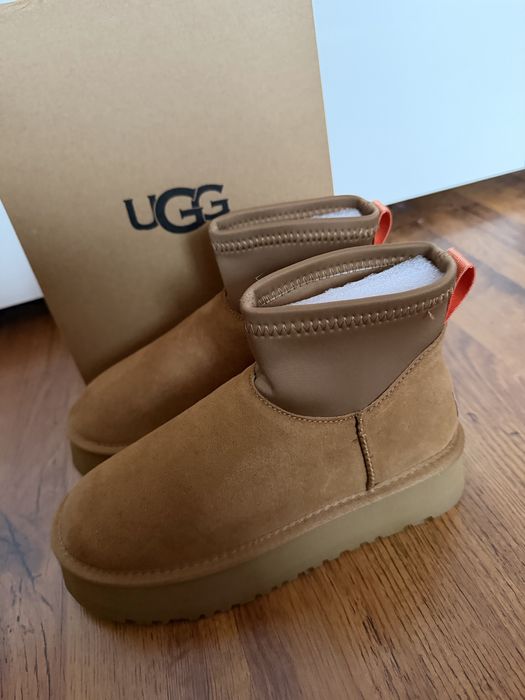 ugg mini dipper 38