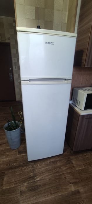 Холодильник Индезит б/у