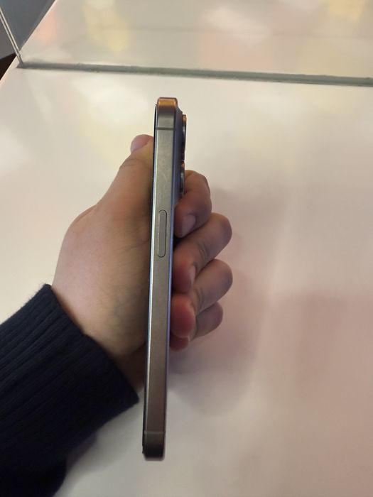 Iphone 15pro  natural