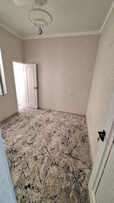 Продается квартира яшнабот ул м.ашрафи рисивий завод3ком 5