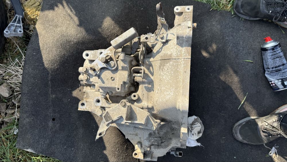 Ръчна Скоростна Кутия / Honda Civic 8 / 1.4 i / 83к.с./ 6 Степенна /