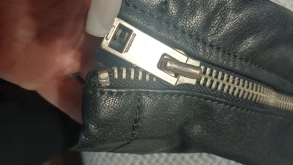 DIESEL,100%телешка кожа,S