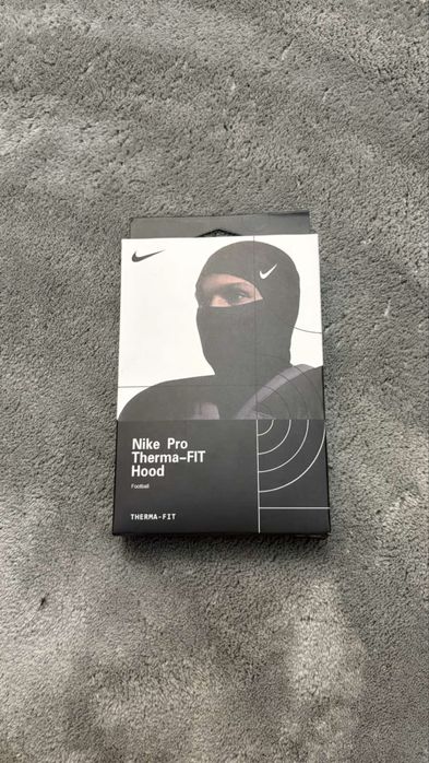 Маска Nike Pro Therma-FIT Hood - Чисто Нова
