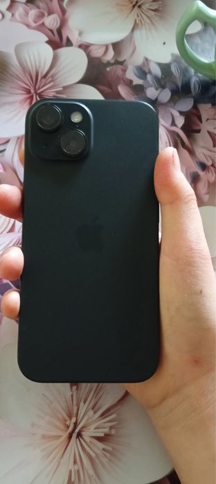 iPhone 15 Айфон.