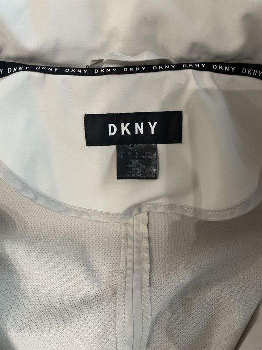 Тренч с качулка DKNY м размер