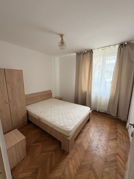 2 camere, parter, zona Spital/Asirom/Șc. 2