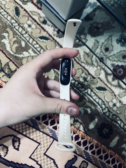 Сағат сатамын хабарласын