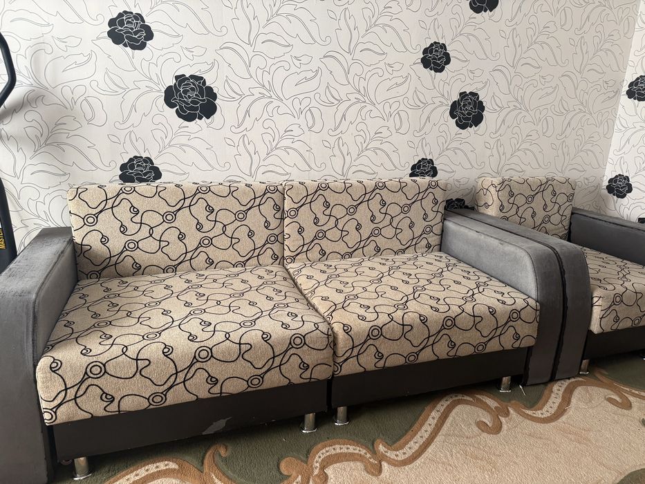 Диван для гостинной
