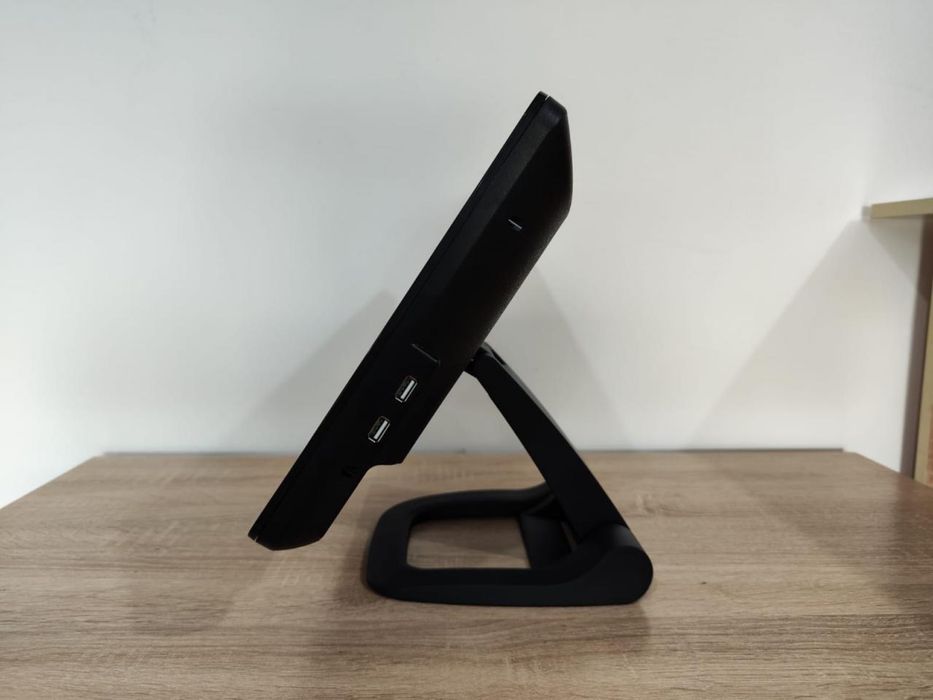 Моноблок сенсорный для кассовой зоны. Новый.