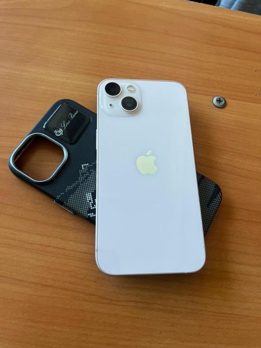 iPhone 13 128g.