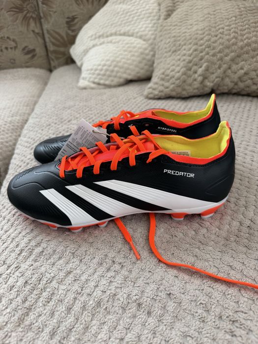 Adidas predator league