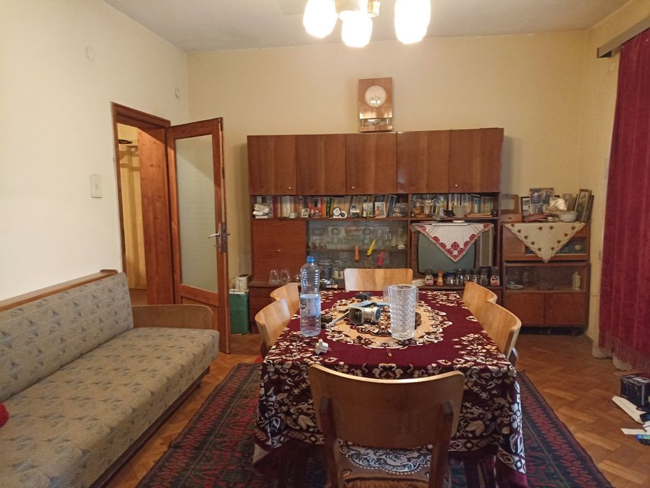 Продава се Къща в Берковица - 190 кв.м за 363 €/кв.м - Снимка #4