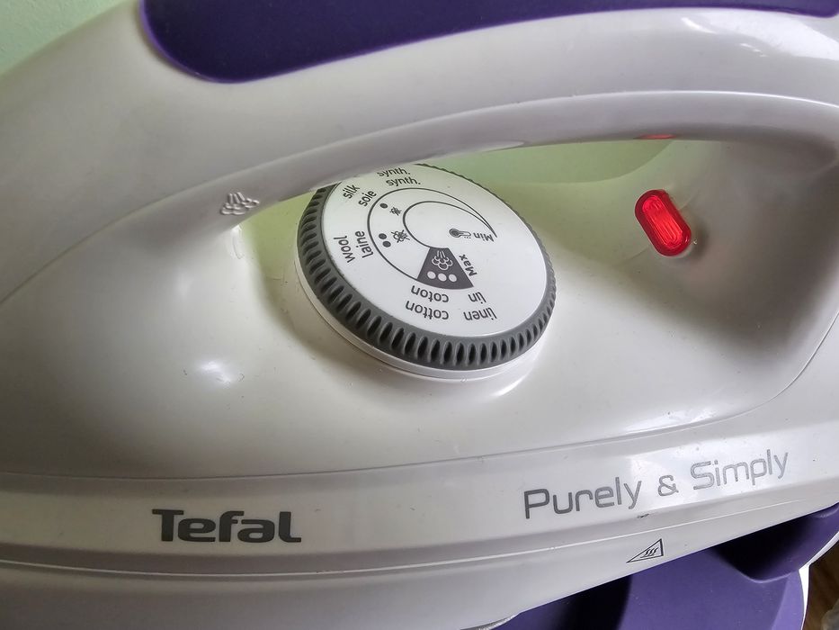 Statie de calcat Tefal