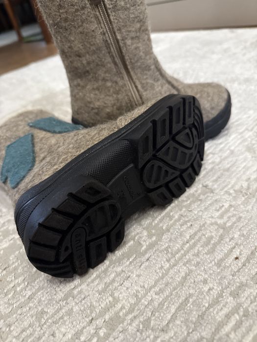 Продаю валенки детские