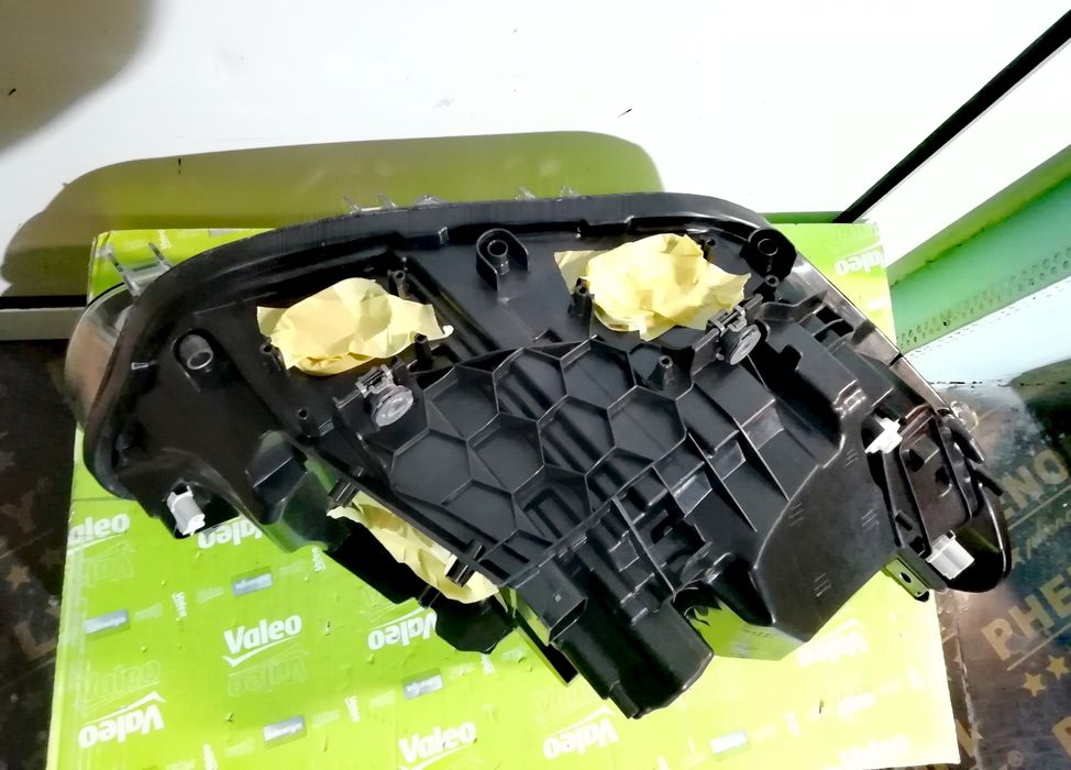 Фар Фарове за БМВ 1 Ф20 Ф21 / BMW F20 F21 LED Lci - SHADOW BLACK LINE