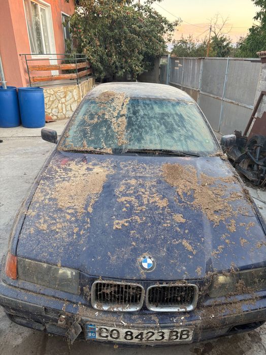 BMW 320 I , 2.0 бензин ,176 000 реални км .