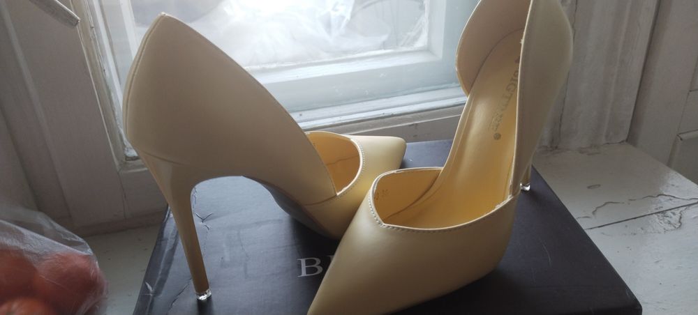 Продам туфли,новые ЭКО кожа