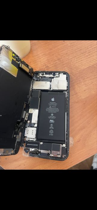 Айфон 12 про макс 100-90край продам срочно!!!