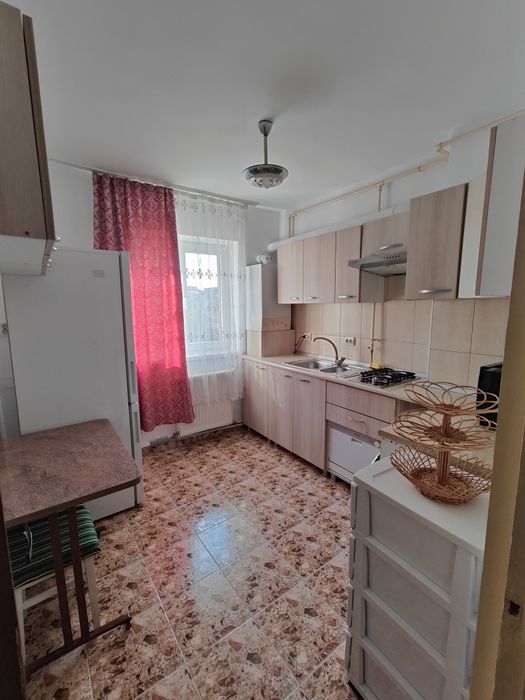 Garsoniera de închiriat