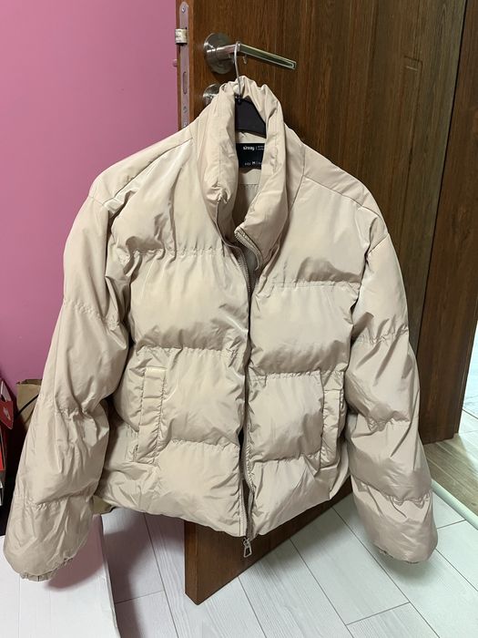 Зимно бежово яке