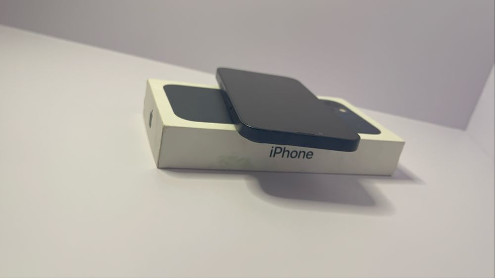 Iphone 13 / 128gb / 77akb