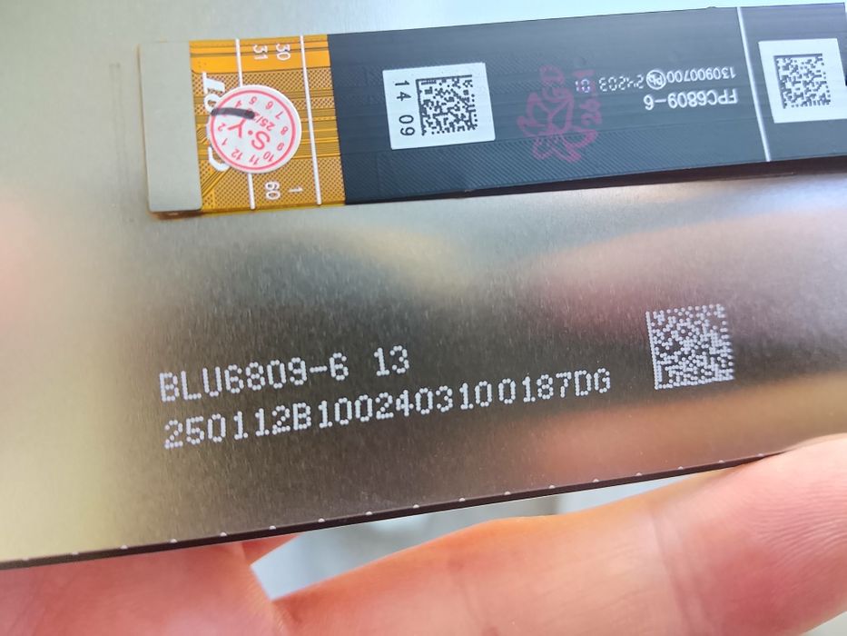 Дисплей за TCL 50pro
