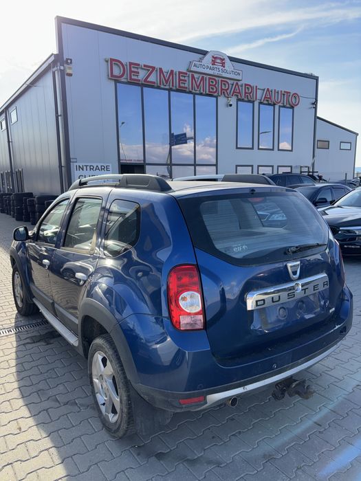 Dezmembram Dacia Duster 1.5 diesel 4x4 din 2013