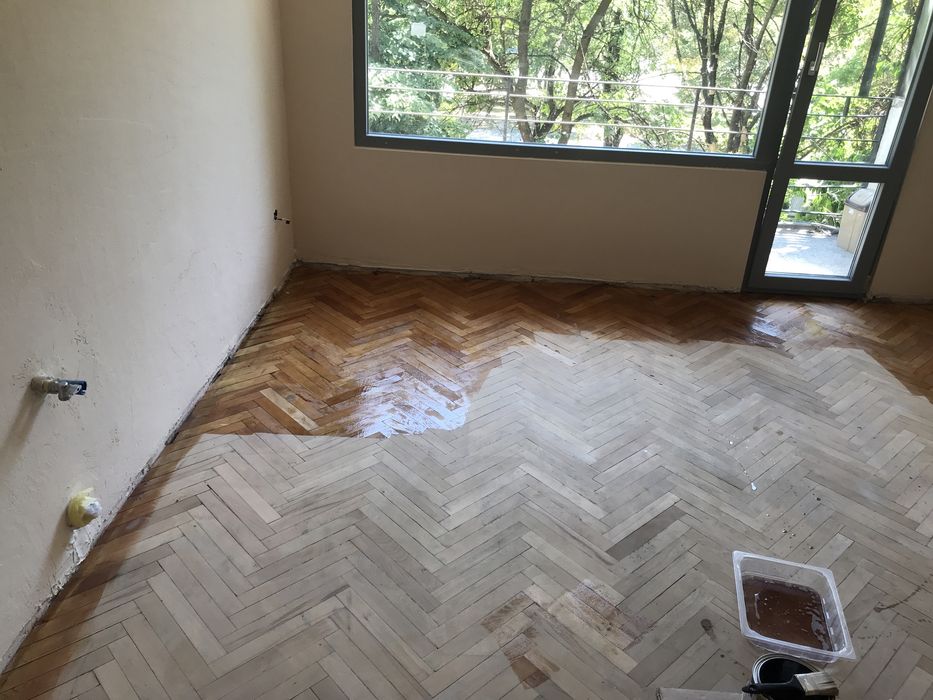 Лакирам  паркети   / дюшемета    и  други  / Град  Пловдив  и  обл