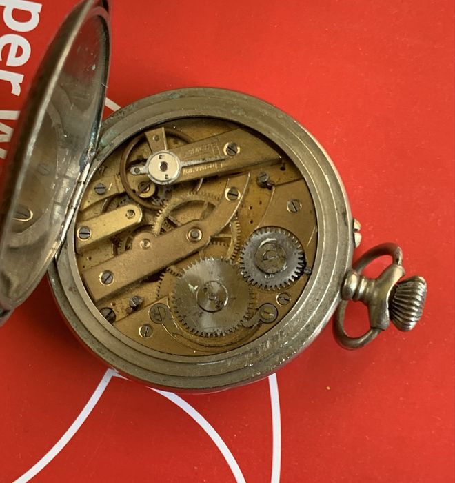 Ceas de buzunar Hungaria. Fabricat in Ungaria in 1900.Nefunctional.