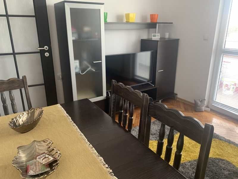 Дава се под наем Многостаен апартамент в Велико Търново, Център - 135 кв.м за 459 € - Снимка #2