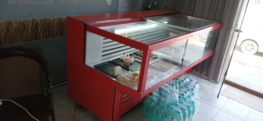 Холодильник Витрина