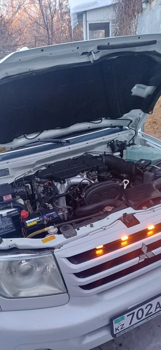 Продам машину Митсубиси Паджеро